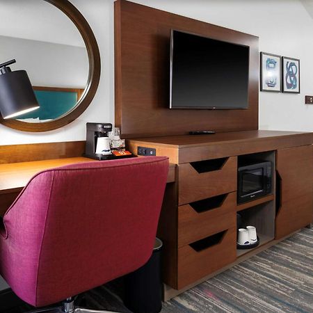 Hampton Inn By Hilton Concord/Bow Eksteriør billede