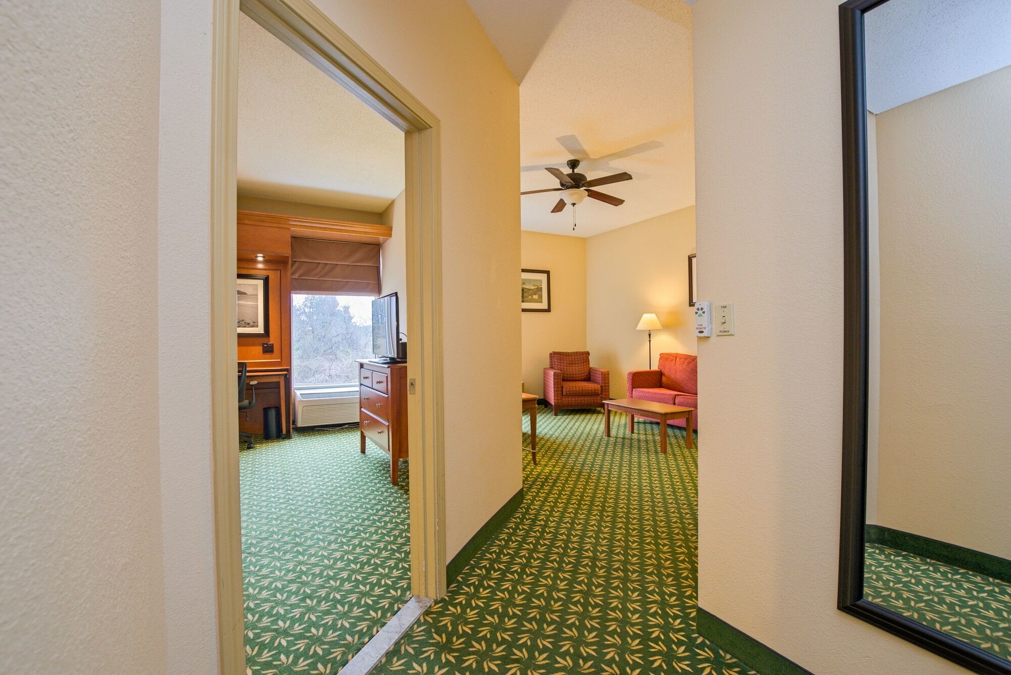Hampton Inn By Hilton Concord/Bow Eksteriør billede