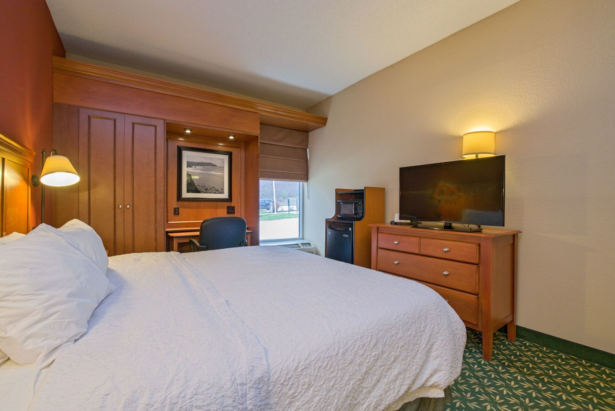 Hampton Inn By Hilton Concord/Bow Eksteriør billede